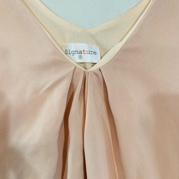 Signature blush color spaghetti strap top - Picture 2 of 3